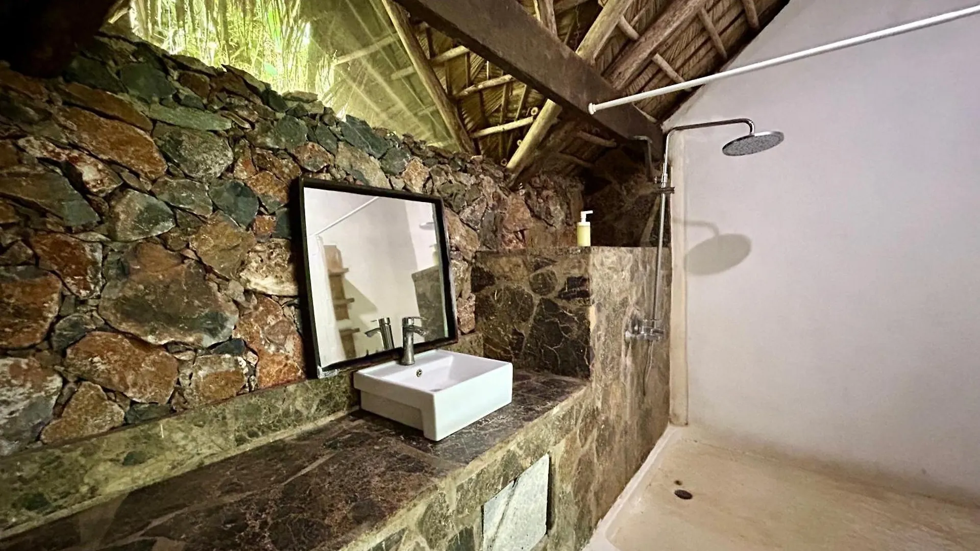 Zaria Hotel & Retreat Center El Valle