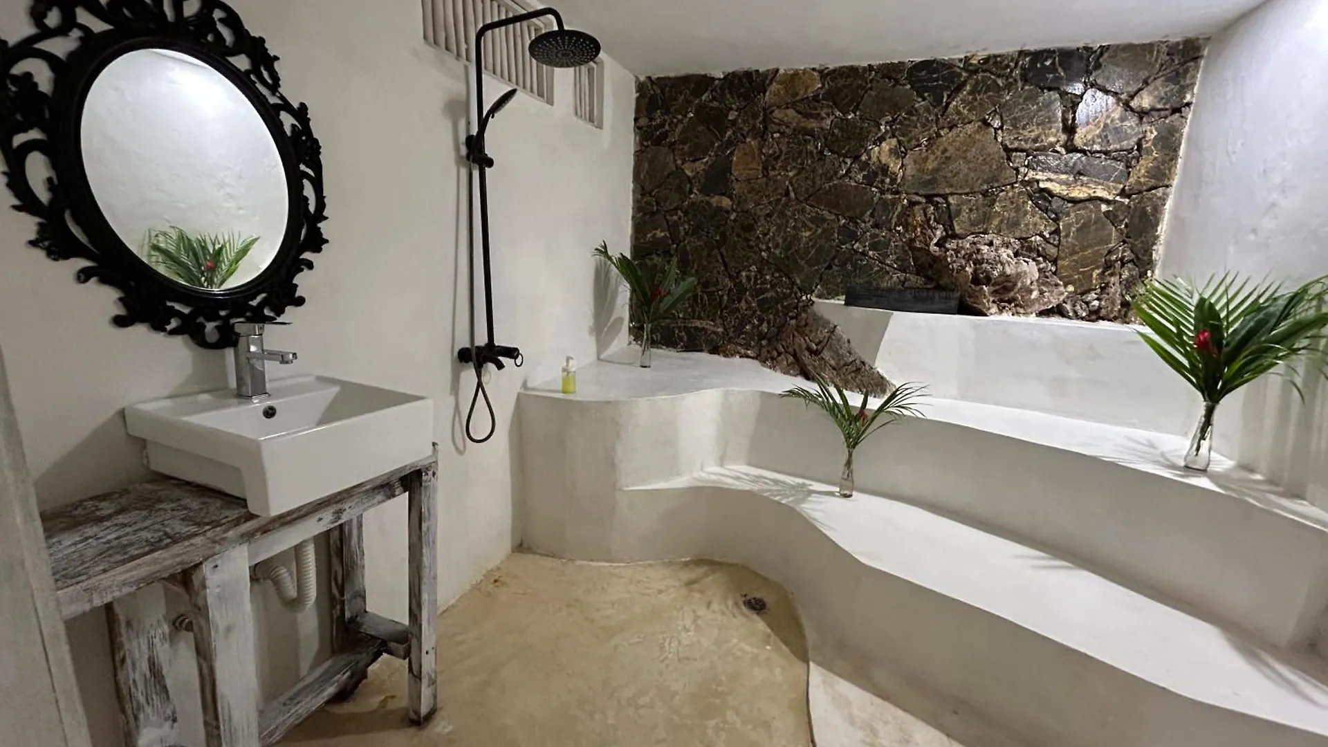 Zaria Hotel & Retreat Center El Valle
